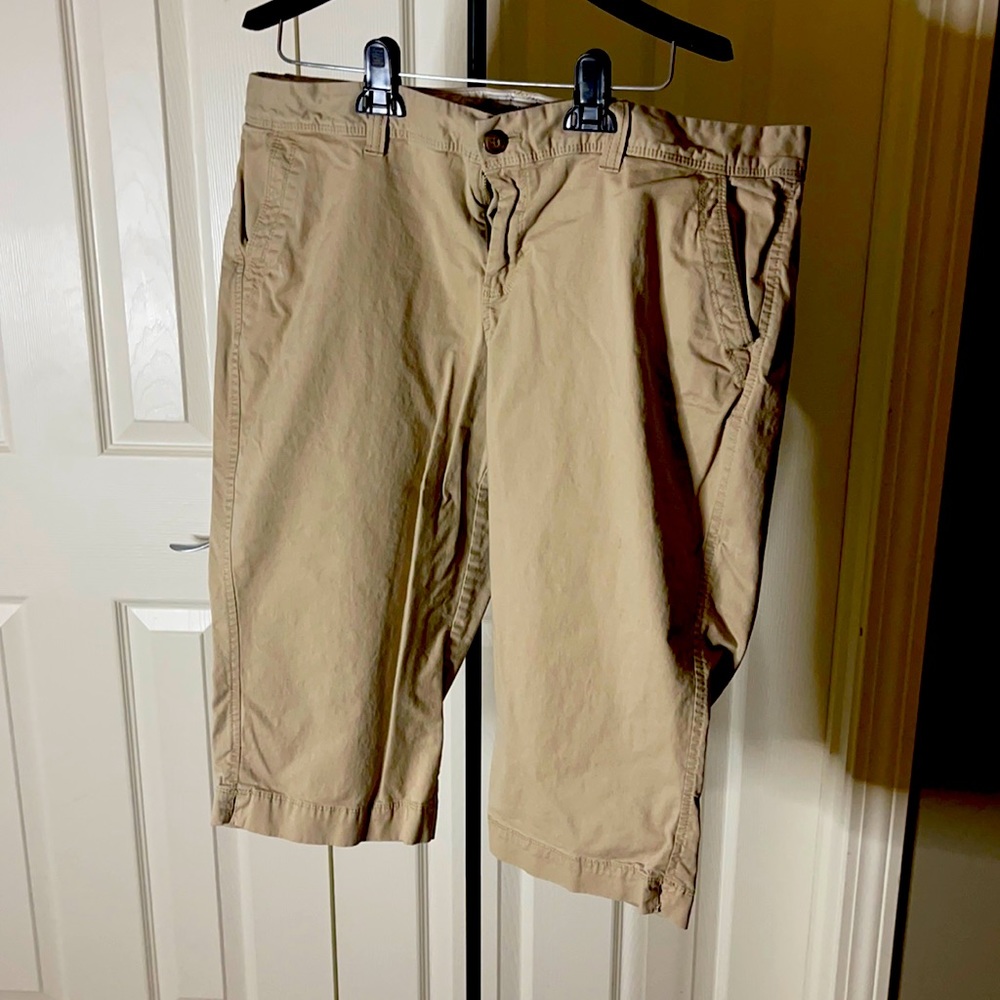 Capris!!